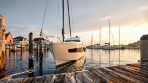 Docking & Maneuvering